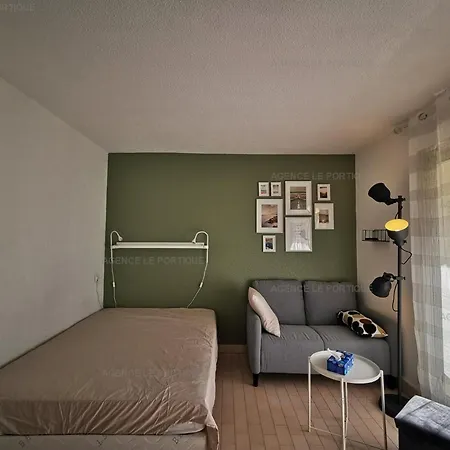 Pratique 4 Pers., Bord De Au Lavandou, Avec Parking Et Climatisation - Fr-1-803-89 Apartament
